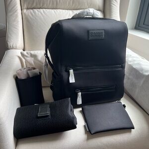 NWT Dagne Dover Indi Diaper Backpack Black Neoprene Large